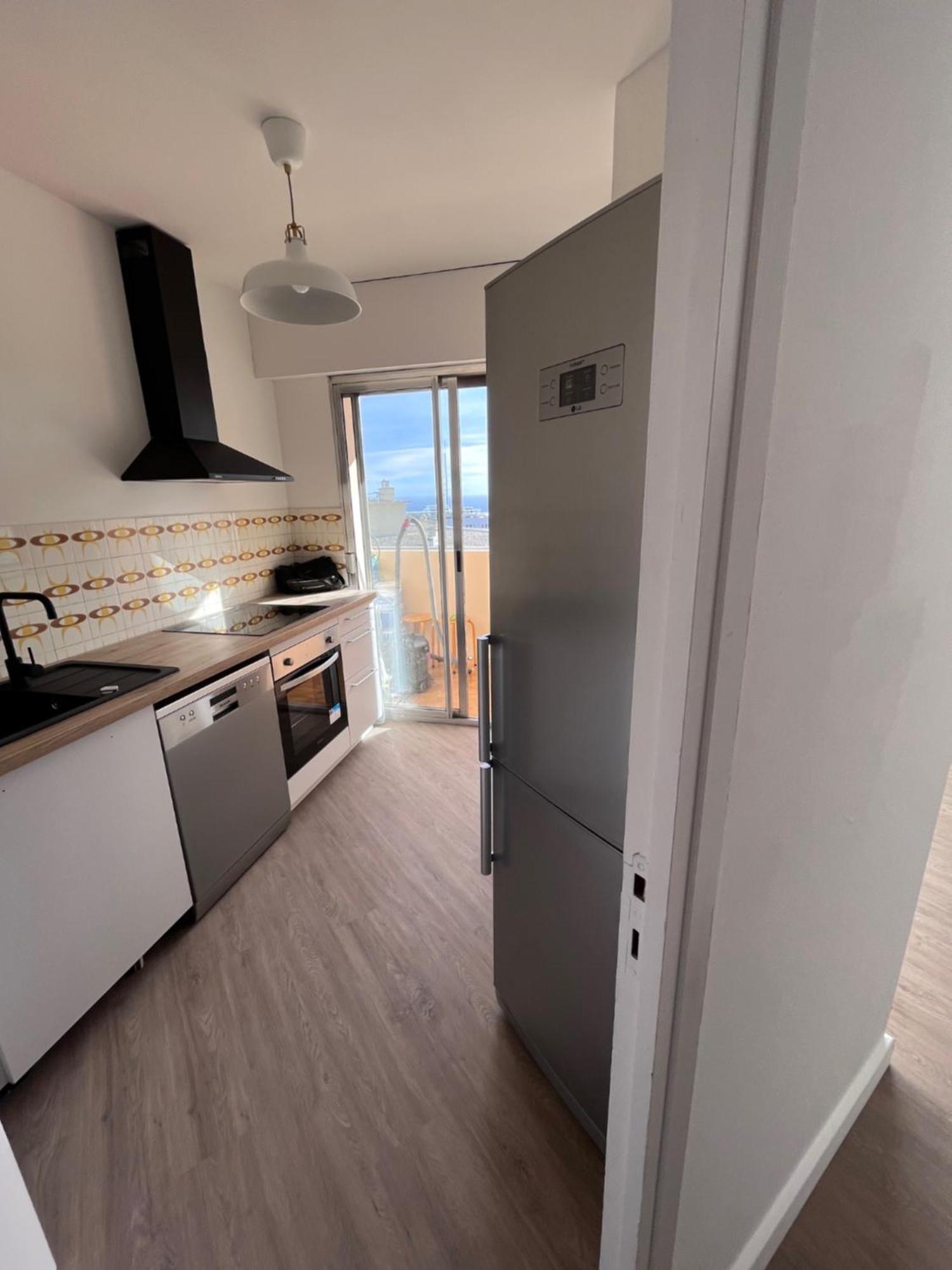 Miramar8 Apartment *